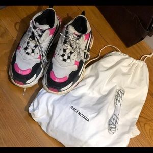 Balenciaga Triple S size 38 (AUTHENTIC)